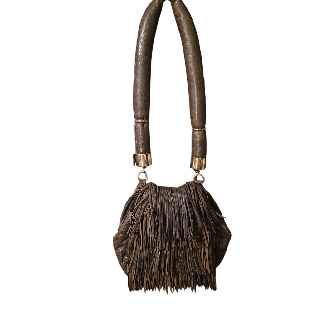Cynthia Rowley heavily fringed small leather handbag-       D32